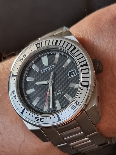 17701075830708493665359601521361