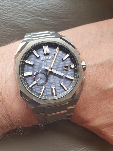 Astron blauw