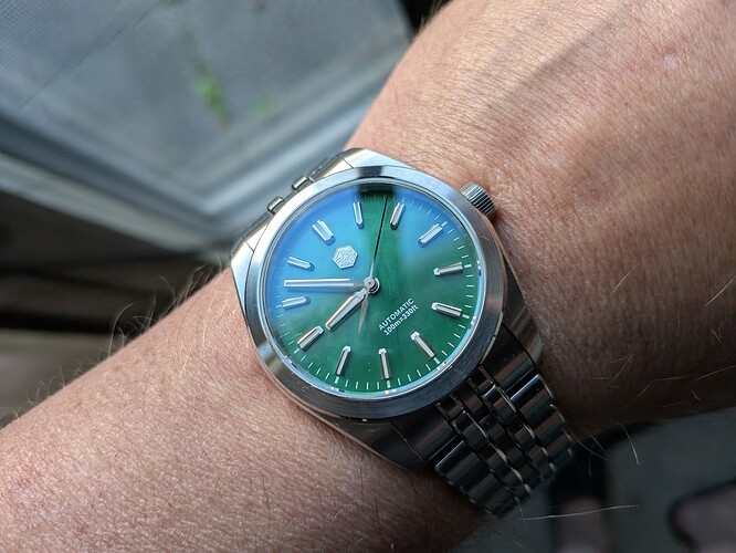 PXL_20251117_075208280.MACRO_FOCUS