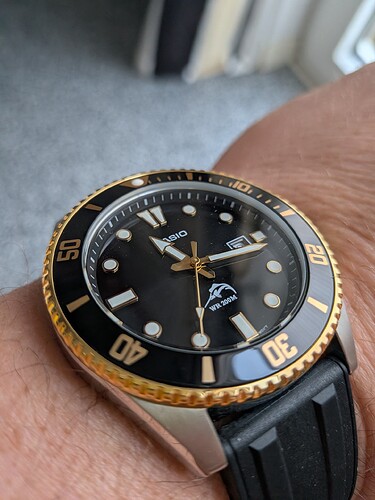 PXL_20260218_101720205.MACRO_FOCUS