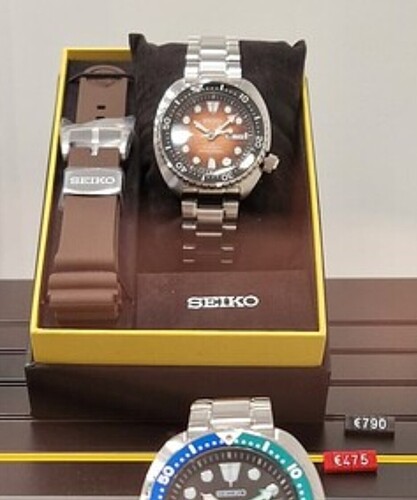 Screenshot_20251013_204916_Chrome