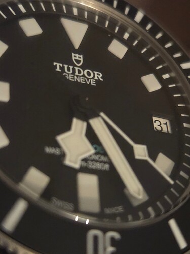 17698802974172394450539732995281