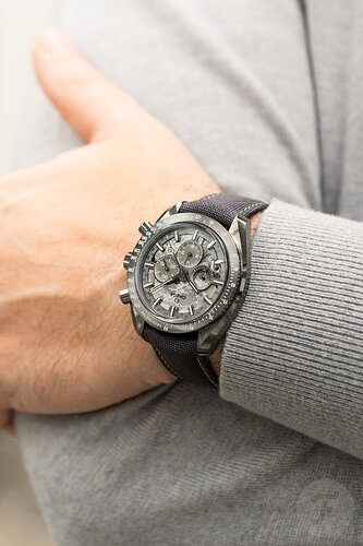 Omega-Grey-Side-of-the-Moon-23