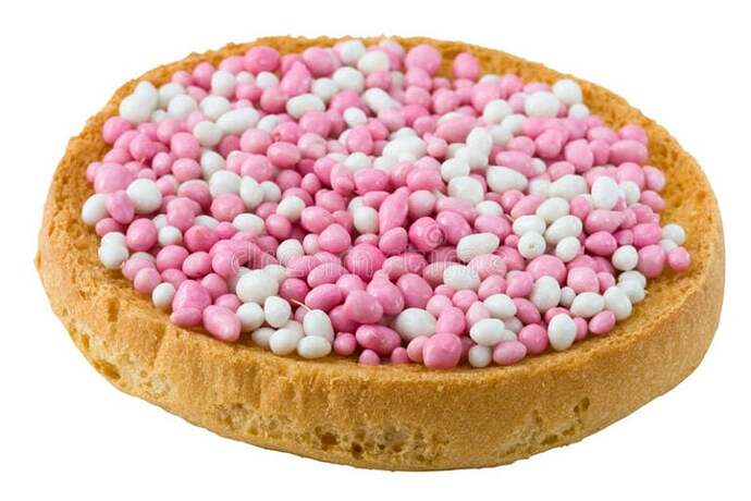 beschuit-met-muisjes-roze-768x512