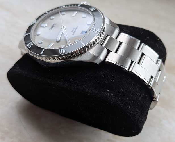 WhatsApp Image 2026-02-12 at 15.28.40