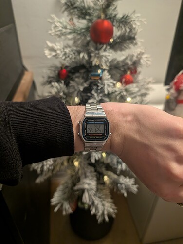 PXL_20251221_211329067