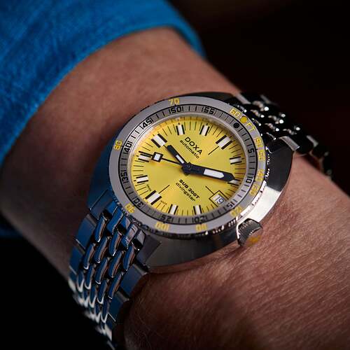 SUB200T_lifestyle_picture_Full_HD_32_1600x