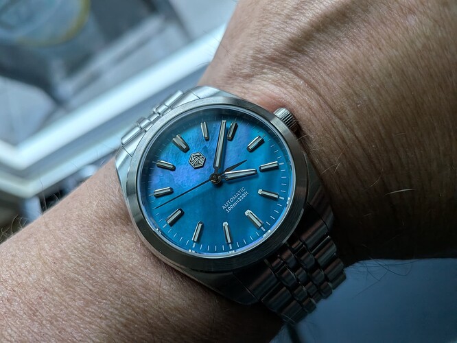 PXL_20251122_150850398.MACRO_FOCUS