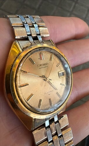 Screenshot_20251219-222823_Vinted