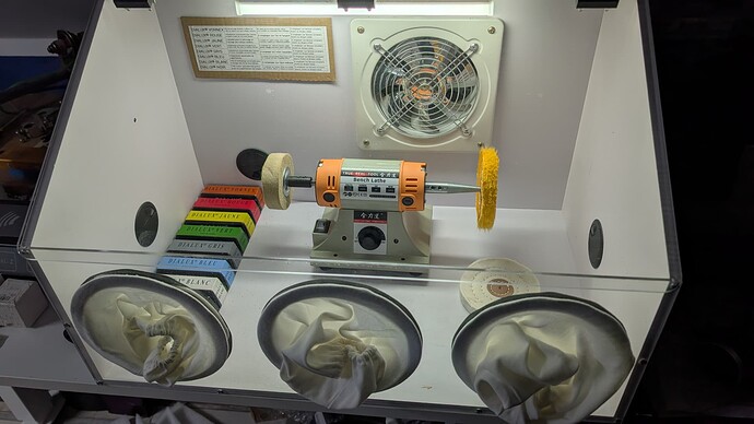 PXL_20251210_184422964