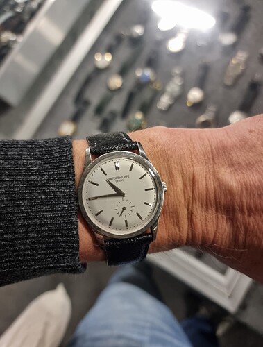 Screenshot_20251108_174642_Gallery