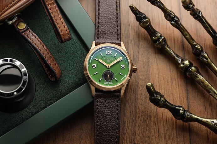 pinion-pure-bronze-gr-01-16x9-1