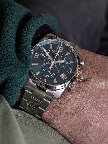 PXL_20251214_124958240.PORTRAIT~2