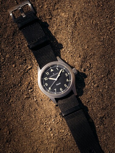 hamilton-khaki-field-quartz-33-h69301430