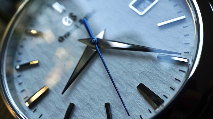 26000381-2849-43BA-8D54-3672CA8758A6_1_201_a