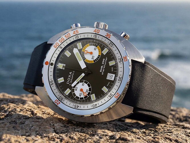 Doxa-Sub300-T-Graph-black-2