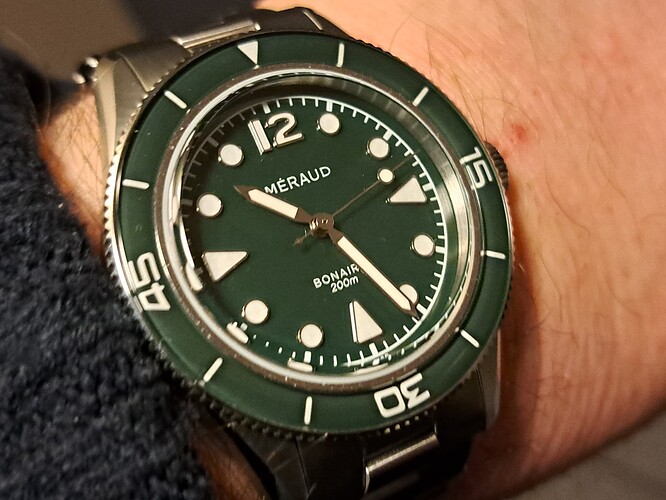 17643650738934602082566377901635