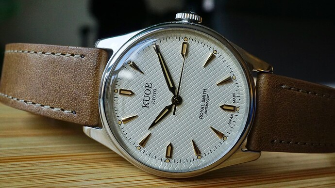 245263DC-C4EE-4805-98FF-A7DBD88B6F6D_1_201_a