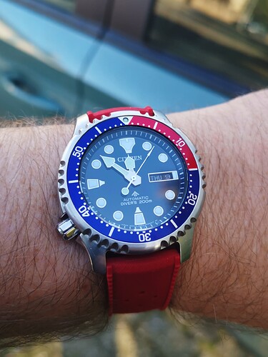 Picsart_25-10-09_12-04-19-139