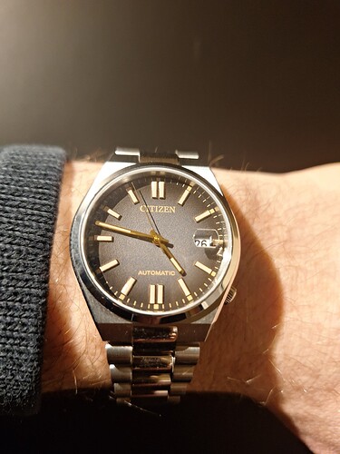 1769399055747846394080830884345