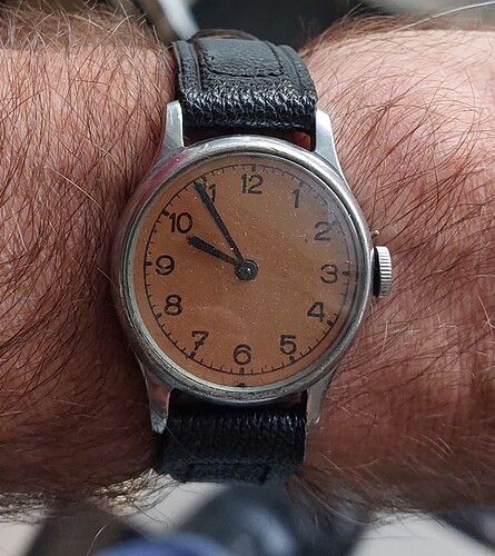 38 Trench Watch merkloos