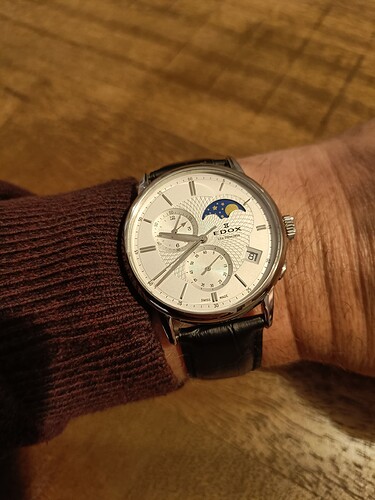 17652265225919208646347650283568