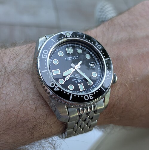 PXL_20250613_182445557