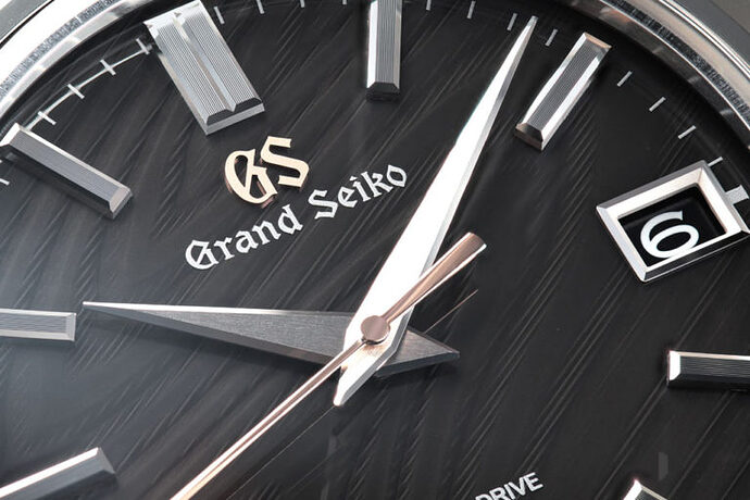 Grand-Seiko-SLGA013-44GS-spring-drive-limited-watch-4-768x512