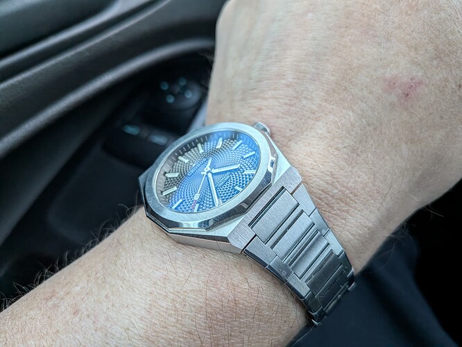 PXL_20251123_153539290.MACRO_FOCUS