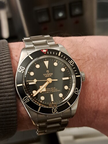 1769150261164624260482002650113