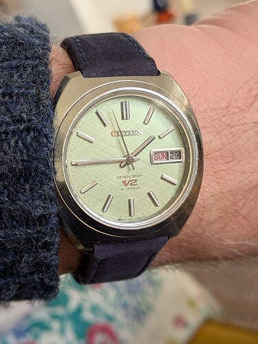 PXL_20251228_124257495