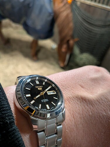 PXL_20260317_191021935.MACRO_FOCUS