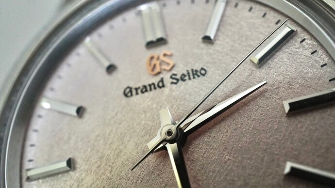 77563754-453F-4643-96DD-778A06894C65_1_201_a