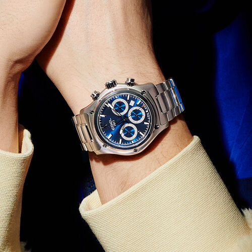 1216618_EBEL1911_wrist