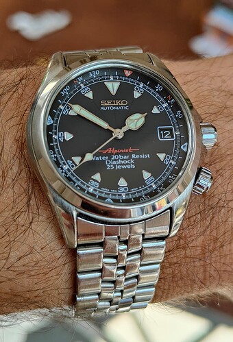 Screenshot_2025-09-28-23-47-41-02_965bbf4d18d205f782c6b8409c5773a4