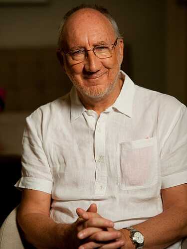 635687553039593502-01InsideVert-Pete-Townshend-RD971