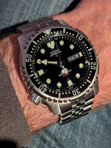 PXL_20251125_165004685.MACRO_FOCUS