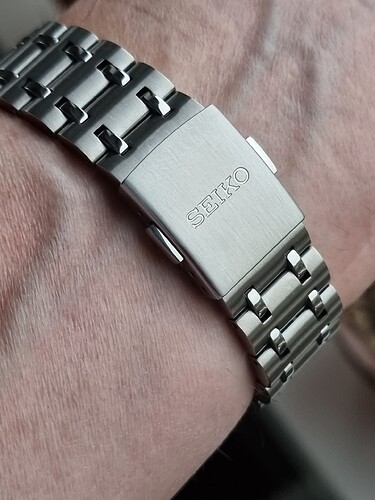 17684733834794677638132234469981