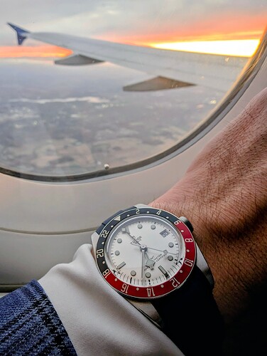 PXL_20251030_223850378~2