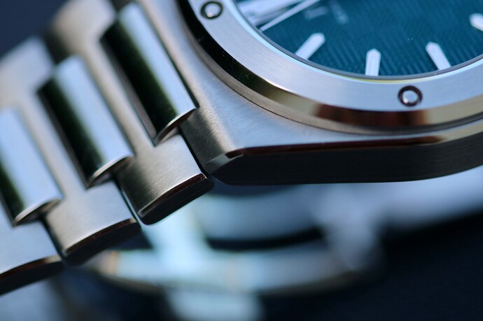 iwc_9077986