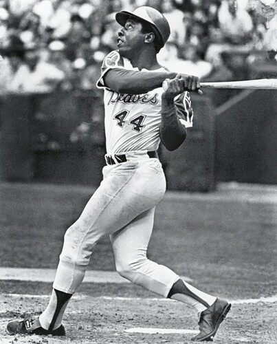 Hank-Aaron_HighRes_17864-827x1024