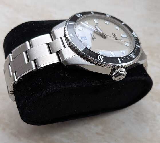 WhatsApp Image 2026-02-12 at 15.28.40 (1)