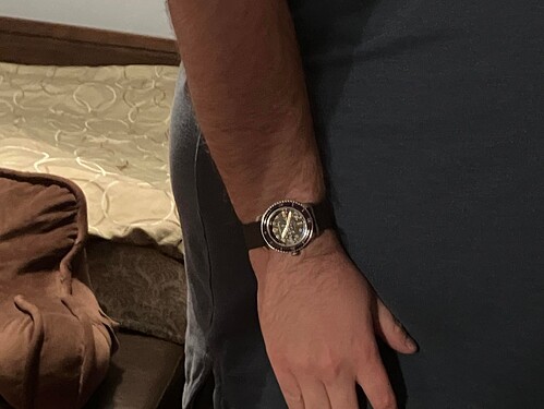 question-is-this-40mm-watch-too-small-for-my-8-25-wrist-v0-t9swog8vlezd1