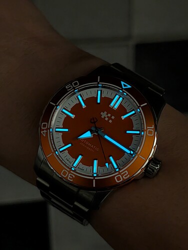 PXL_20251105_181442171