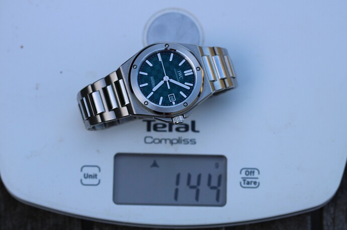 iwc_9078046