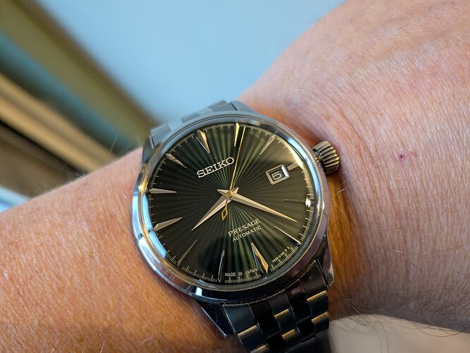 PXL_20251105_072313397.MACRO_FOCUS