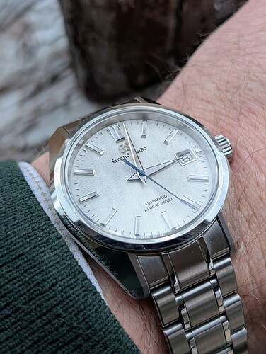 PXL_20251208_140210780~2