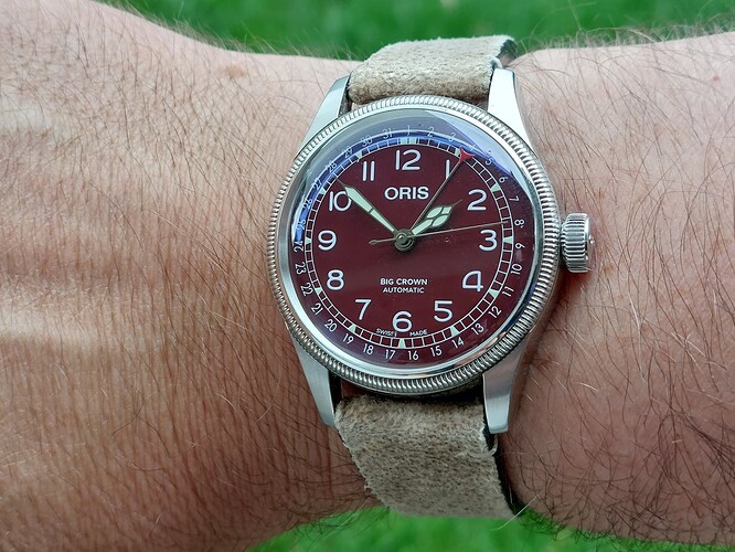 Oris, Big Crown Pointer Date, automatic + handwind, 40 mm, band Oris suede lichtbeige