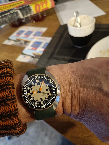 17679459047078578071120354719366