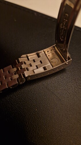 17593461292346129273075590824070